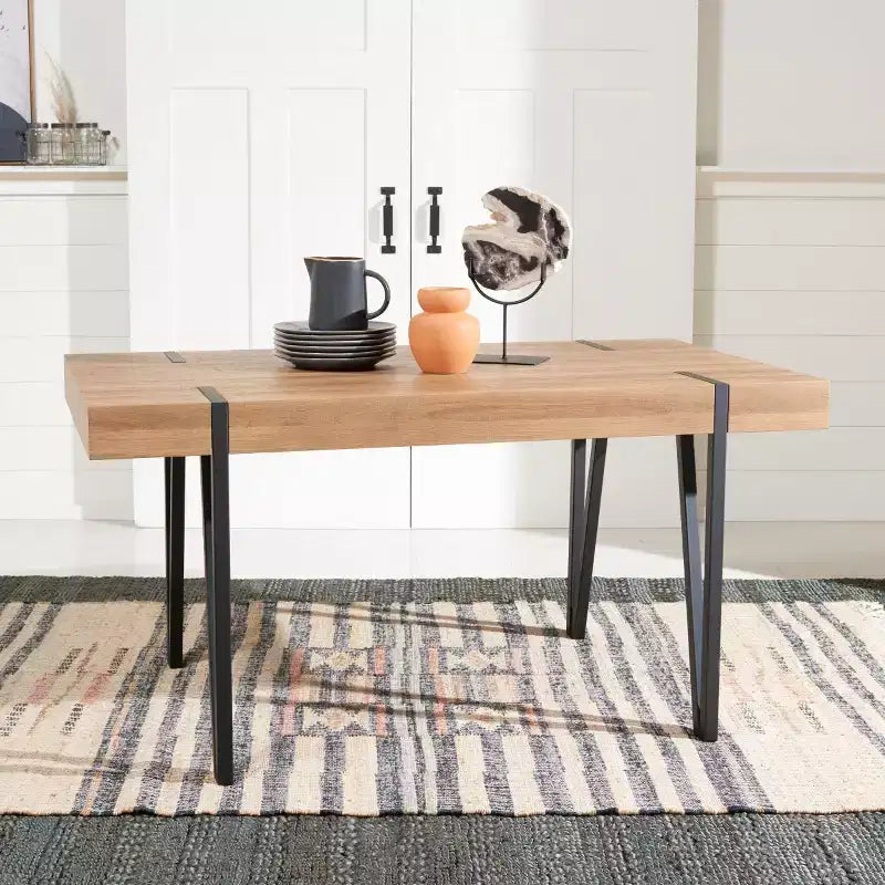 Alyssa Dining Table - DTB7000 - Safavieh